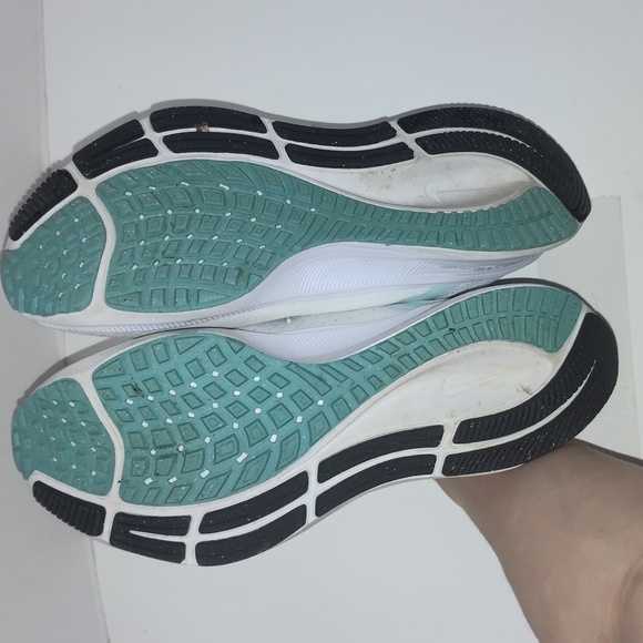 Nike Air Zoom Pegasus 38 White and Teal size 8.5 no insoles - Picture 6 of 8